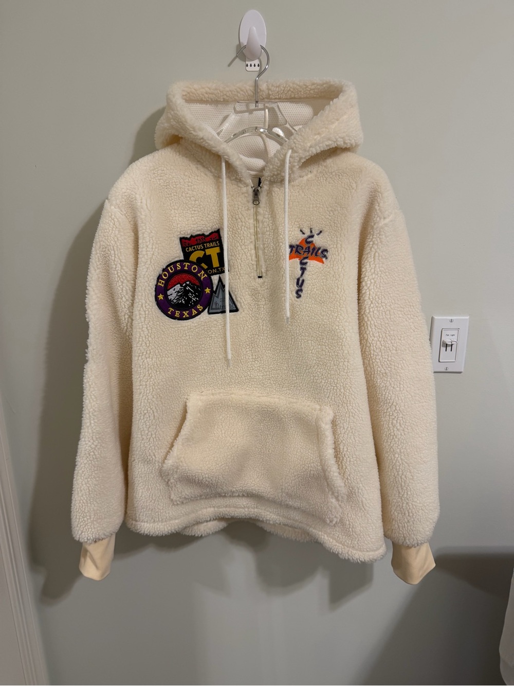 Travis Scott Cactus Jack Cactus Trails Sherpa Fleece Hoodie Cream Size Large